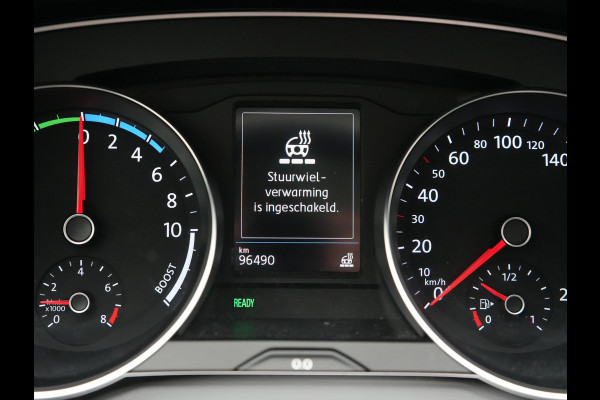 Volkswagen Passat Variant GTE Business Plug In Hybrid 218pk Dealer O.H PHEV | Panodak | Adaptive Cruise |  Sportstoelen Massage & Verwarmd | Camera | Apple Carplay |  BLIS | LED Koplampen |