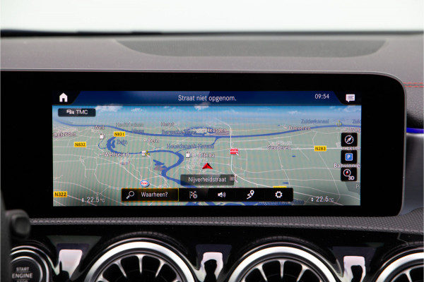 Mercedes-Benz CLA-Klasse 250 AMG Premium Plus, Pano, Burmester, Memory, Widescreen, Nightpack