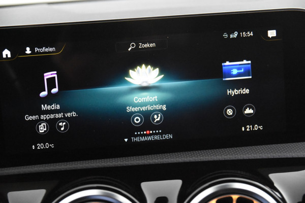 Mercedes-Benz A-Klasse 250 e AMG Line *1ste Eigenaar*Ambiente*Stoelverwarming*Standkachel*