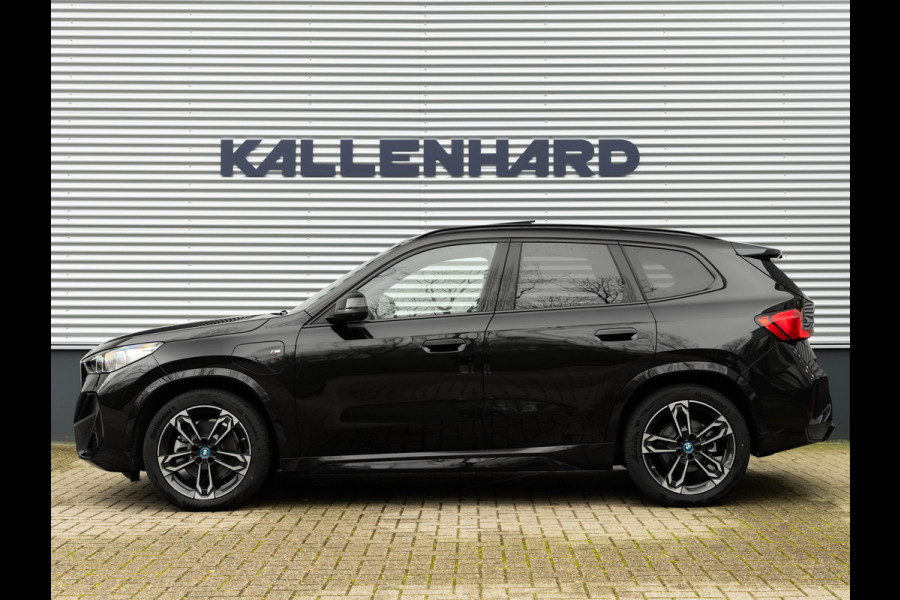 BMW X1 xDrive25e M-Sport - Pano - Memory + Masssagezetel - Driving Ass Prof