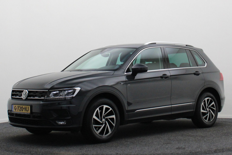 Volkswagen Tiguan 1.5 TSI ACT Comfortline Business LED, Navigatie, ACC, Trekhaak, Lane Assist, PDC