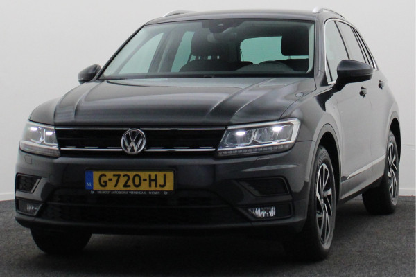 Volkswagen Tiguan 1.5 TSI ACT Comfortline Business LED, Navigatie, ACC, Trekhaak, Lane Assist, PDC