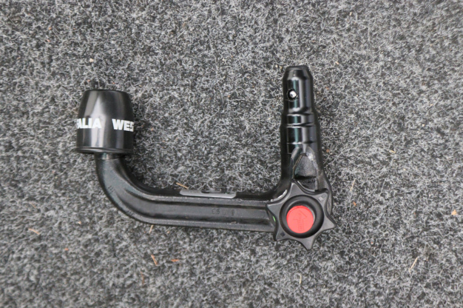 Volkswagen Tiguan 1.5 TSI ACT Comfortline Business LED, Navigatie, ACC, Trekhaak, Lane Assist, PDC