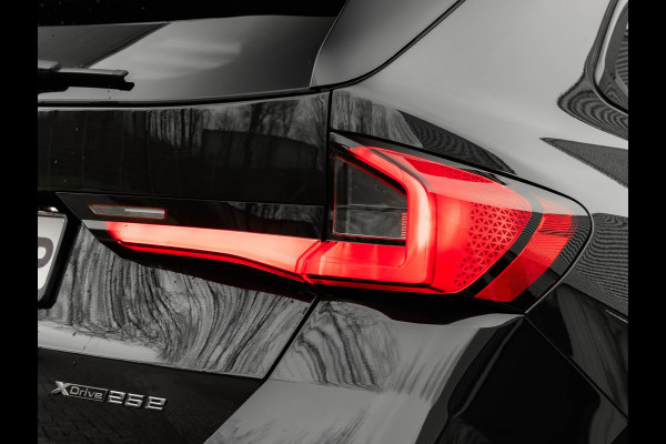 BMW X1 xDrive25e M-Sport - Pano - Memory + Masssagezetel - Driving Ass Prof