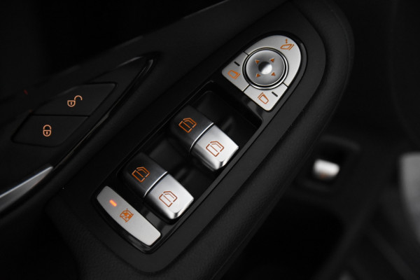 Mercedes-Benz GLC 350e 4MATIC *1ste eigenaar*Panoramadak*Leer*Navigatie*