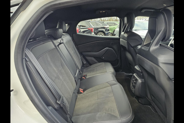 Ford Mustang Mach-E GT Extended AWD 98 kWh 487 pk | Alcantara leder | Full led | Adaptive cruise control | Camera | 20'' design velgen | Elektrisch bedienbare achterklep etc.