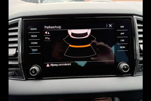 Škoda Karoq 1.0 TSI Business Edition /Apple CarPlay /Cruise /Navigatie