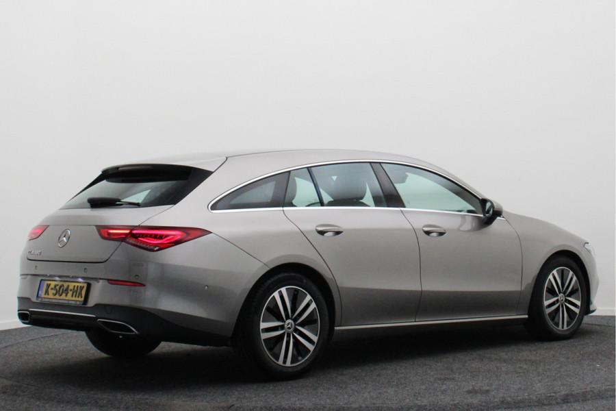 Mercedes-Benz CLA-Klasse Shooting Brake 180 Business Solution Luxury Leer, Camera, Apple Carplay, Sfeerverlichting, LED, PDC