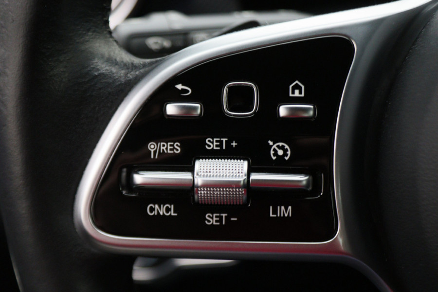 Mercedes-Benz CLA-Klasse Shooting Brake 180 Business Solution Luxury Leer, Camera, Apple Carplay, Sfeerverlichting, LED, PDC