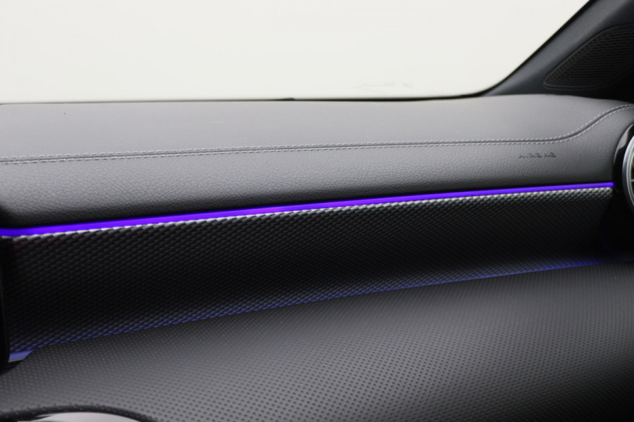Mercedes-Benz CLA-Klasse Shooting Brake 180 Business Solution Luxury Leer, Camera, Apple Carplay, Sfeerverlichting, LED, PDC