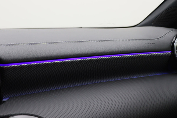 Mercedes-Benz CLA-Klasse Shooting Brake 180 Business Solution Luxury Leer, Camera, Apple Carplay, Sfeerverlichting, LED, PDC