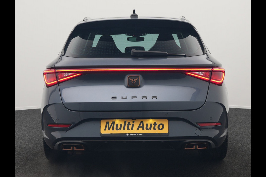 CUPRA Leon Sportstourer 1.4 e-Hybrid VZ Plug In Hybrid 245pk Dealer O.H PHEV | Adaptive Cruise | Camera | Keyless | Sportstoelen Verwarmd | Apple Carplay | Sfeerverlichting | Virtual | Navigatie | DAB+ | 19"L.M |