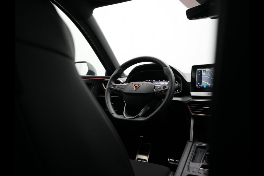 CUPRA Leon Sportstourer 1.4 e-Hybrid VZ Plug In Hybrid 245pk Dealer O.H PHEV | Adaptive Cruise | Camera | Keyless | Sportstoelen Verwarmd | Apple Carplay | Sfeerverlichting | Virtual | Navigatie | DAB+ | 19"L.M |