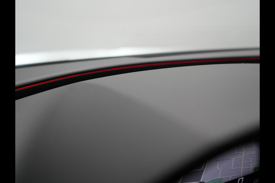 CUPRA Leon Sportstourer 1.4 e-Hybrid VZ Plug In Hybrid 245pk Dealer O.H PHEV | Adaptive Cruise | Camera | Keyless | Sportstoelen Verwarmd | Apple Carplay | Sfeerverlichting | Virtual | Navigatie | DAB+ | 19"L.M |