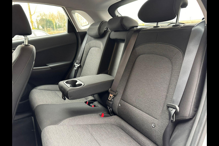 Hyundai Kona EV Comfort 64 kWh | SOH: 95,3% | 3 Fase | Warmtepomp | Navi | Adaptive CC | Climate |