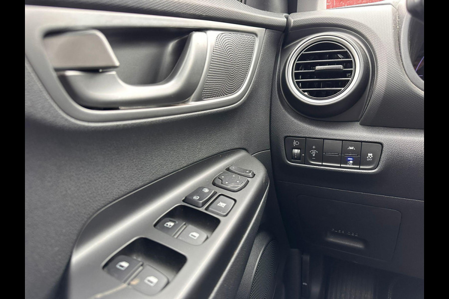 Hyundai Kona EV Comfort 64 kWh | SOH: 95,3% | 3 Fase | Warmtepomp | Navi | Adaptive CC | Climate |