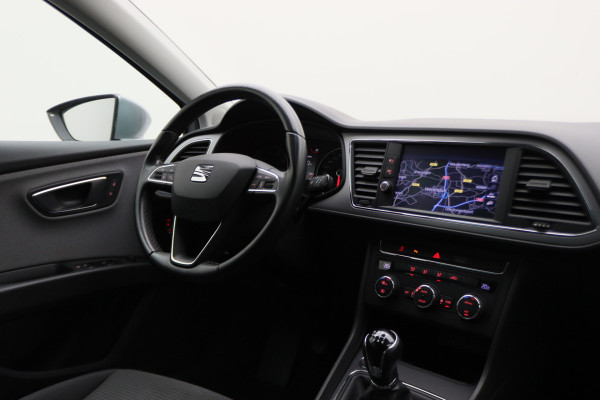 Seat Leon ST 1.0 EcoTSI Style Business Intense Climate, Apple Carplay, Keyless, Trekhaak, PDC