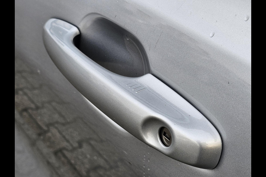 Ford FOCUS Wagon 1.0 EcoBoost Hybrid ST Line X 155pk | Trekhaak afneembaar | Panoramadak | Bang&Olufsen | Adaptive cruise control | Winter Pack | All season banden | Camera