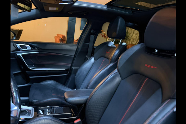 Kia Ceed 1.6 T-GDi GT 204 PK Garantie Pano Memory Carplay Camera JBL Audio StuurVW StoelVW Blindspot ACC Navi Clima Dab Rijklaar