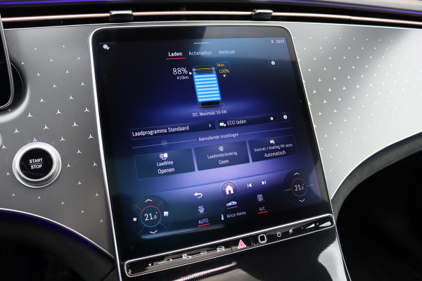 Mercedes-Benz EQE 300 AMG Line 90 kWh | Airmatic | Distronic | Panoramadak | Warmtepomp | Memory | Keyless Go | Camera | Dodehoekassistent | High Perf. LED |