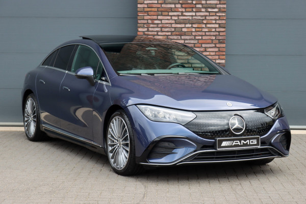 Mercedes-Benz EQE 300 AMG Line 90 kWh | Airmatic | Distronic | Panoramadak | Warmtepomp | Memory | Camera | Keyless Go | Dodehoekassistent | High Perf. LED |