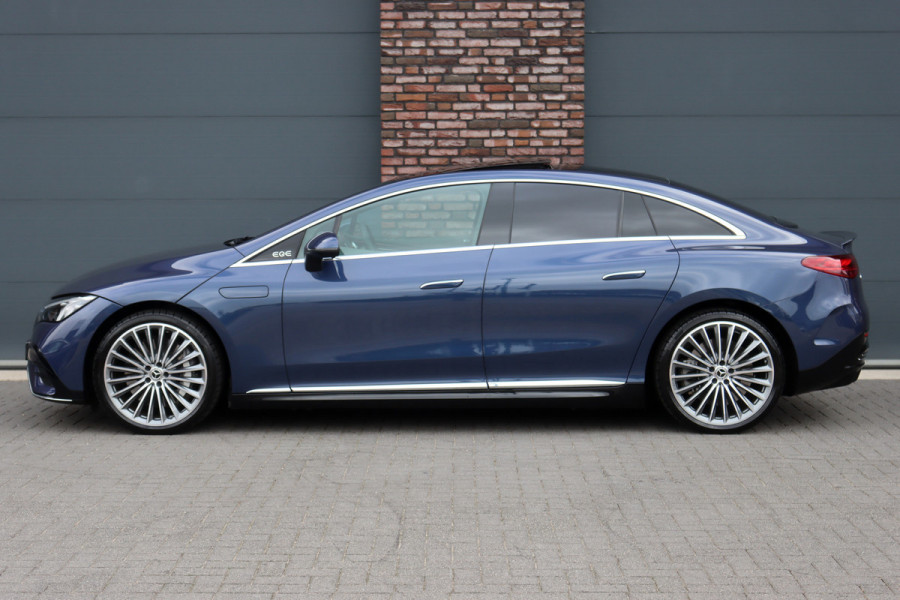 Mercedes-Benz EQE 300 AMG Line 90 kWh | Airmatic | Distronic | Panoramadak | Warmtepomp | Memory | Camera | Keyless Go | Dodehoekassistent | High Perf. LED |