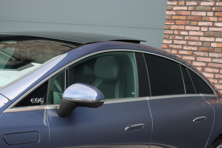 Mercedes-Benz EQE 300 AMG Line 90 kWh | Airmatic | Distronic | Panoramadak | Warmtepomp | Memory | Camera | Keyless Go | Dodehoekassistent | High Perf. LED |