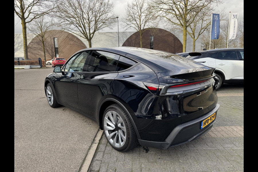 Tesla Model Y Premium Long Range AWD 75 kWh NIEUW MODEL| AFN. TREKHAAK| 20 INCH HELIX VELGEN!| VOLLEDIGE TESLA GARANTIE T/M 05/2029 OF 80.000KM| DE HOOGVOLTACCU EN AANDRIJFLIJN TOT 2033 of 192.000KM |