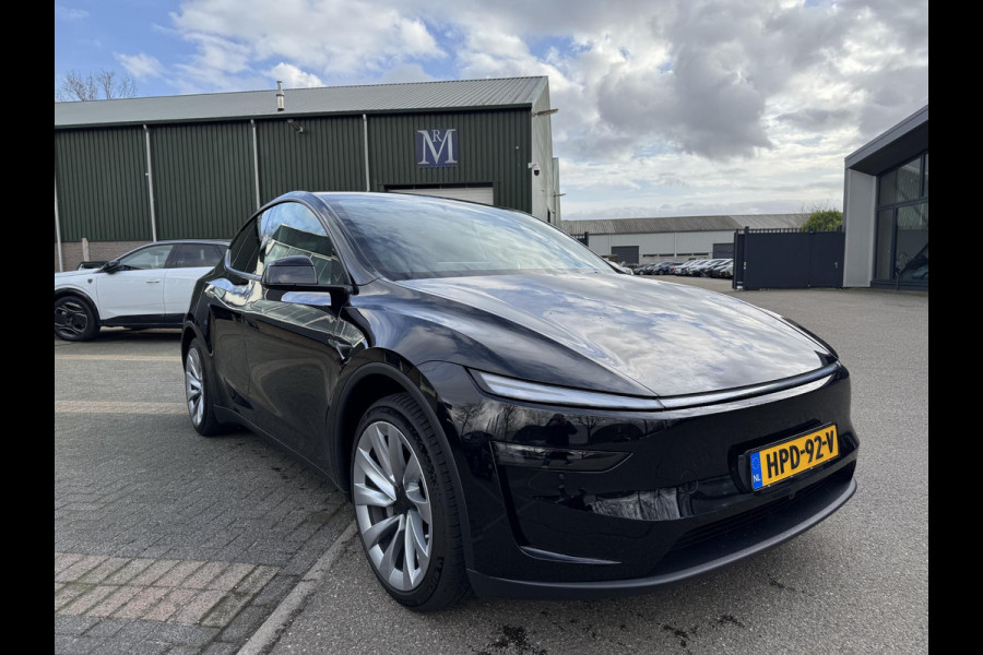 Tesla Model Y Premium Long Range AWD 75 kWh NIEUW MODEL| AFN. TREKHAAK| 20 INCH HELIX VELGEN!| VOLLEDIGE TESLA GARANTIE T/M 05/2029 OF 80.000KM| DE HOOGVOLTACCU EN AANDRIJFLIJN TOT 2033 of 192.000KM |