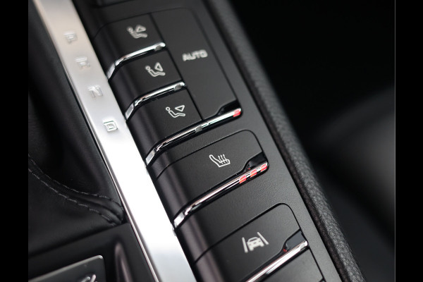Porsche Macan 2.0 | Sport Chrono - Pano - Luchtvering