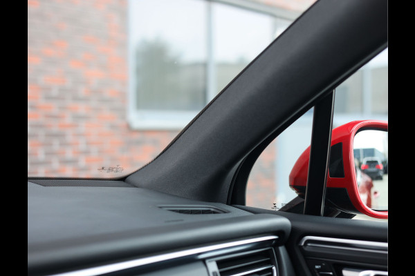 Porsche Macan 2.0 | Sport Chrono - Pano - Luchtvering