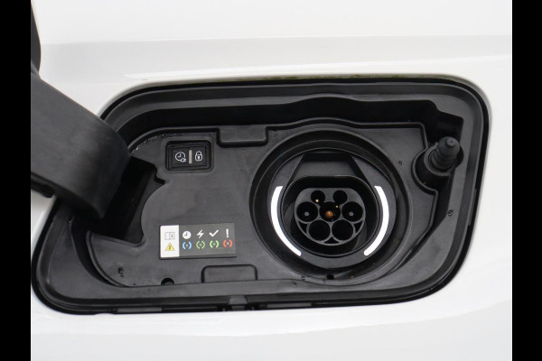 Opel Grandland X 1.6 Turbo Hybrid Business Edition | Trekhaak | Navigatie | Carplay | Parkeerhulp | Full LED | Cruise control | Bluetooth | Climate control | PHEV | Plug In