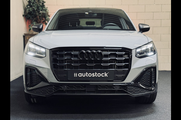 Audi Q2 35 TFSI S Edition S-Line (2x) | Panorama | Sonos | Matrix