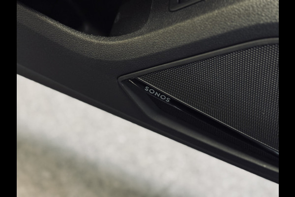 Audi Q2 35 TFSI S Edition S-Line (2x) | Panorama | Sonos | Matrix