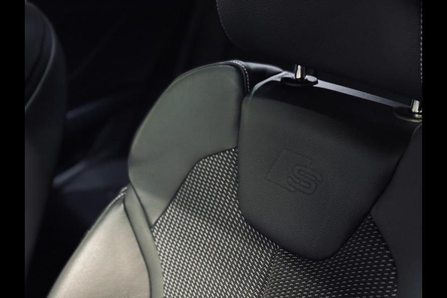 Audi Q2 35 TFSI S Edition S-Line (2x) | Panorama | Sonos | Matrix