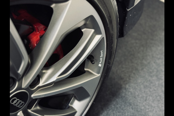 Audi Q2 35 TFSI S Edition S-Line (2x) | Panorama | Sonos | Matrix