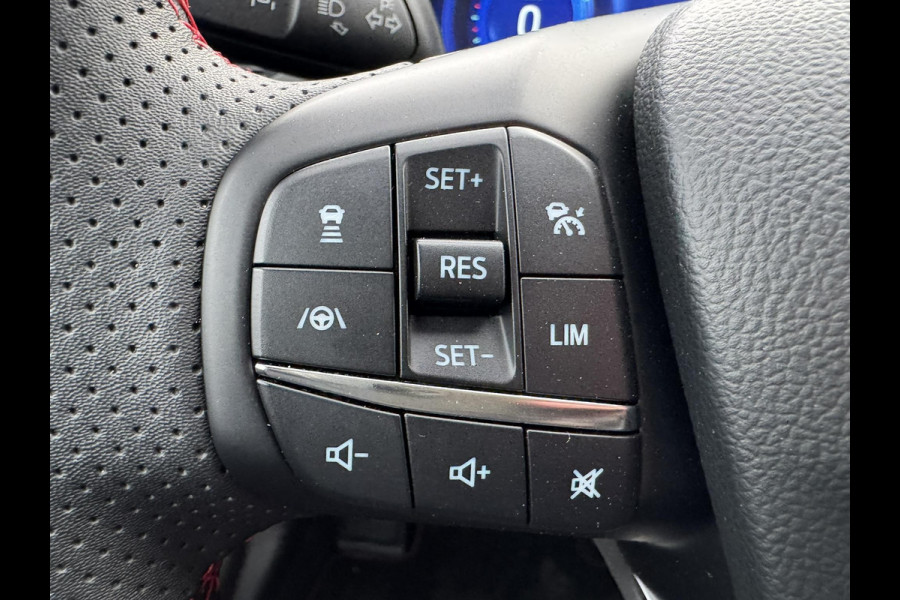 Ford Kuga 2.5 PHEV ST-Line 225pk | Wegklapbare trekhaak |  Adaptive cruise control | Winter Pack | Camera | Elektrische achterklep