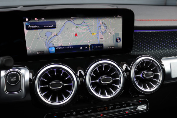 Mercedes-Benz EQB 350 4MATIC AMG Line 71 kWh | Distronic | Panoramadak | Burmester | Memory | HUD | Surround Camera | Verwarmd Stuurwiel | Nightpakket | Augmented Reality |