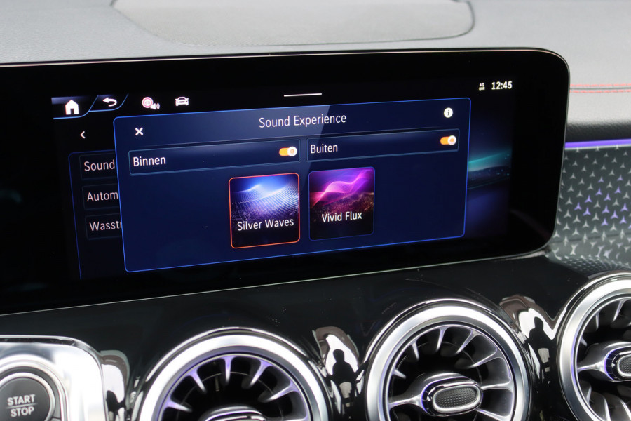 Mercedes-Benz EQB 350 4MATIC AMG Line 71 kWh | Distronic | Panoramadak | Burmester | Memory | HUD | Surround Camera | Verwarmd Stuurwiel | Nightpakket | Augmented Reality |