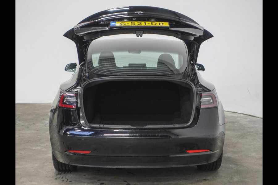 Tesla Model 3 Standard RWD Plus 60 kWh | Navigatie | Panorama dak | 360 camera | Parkeersensoren | Stoelverwarming | Ledverlichting | Leder | Climate Control | HANDEL / EXPORT!