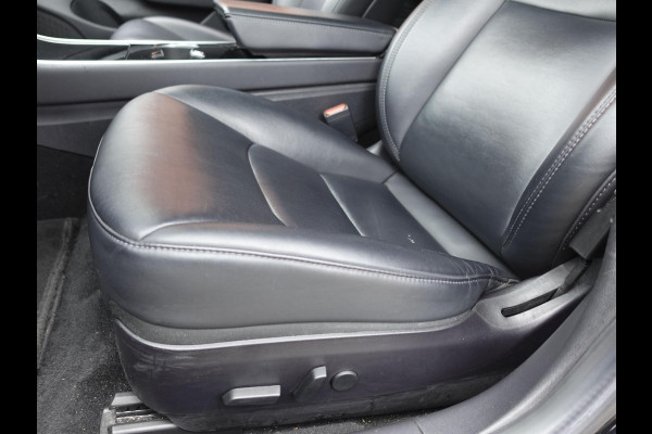 Tesla Model 3 Standard RWD Plus 60 kWh | Navigatie | Panorama dak | 360 camera | Parkeersensoren | Stoelverwarming | Ledverlichting | Leder | Climate Control | HANDEL / EXPORT!