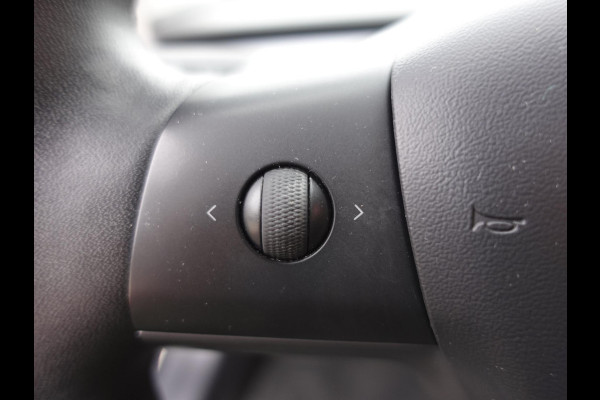 Tesla Model 3 Standard RWD Plus 60 kWh | Navigatie | Panorama dak | 360 camera | Parkeersensoren | Stoelverwarming | Ledverlichting | Leder | Climate Control | HANDEL / EXPORT!