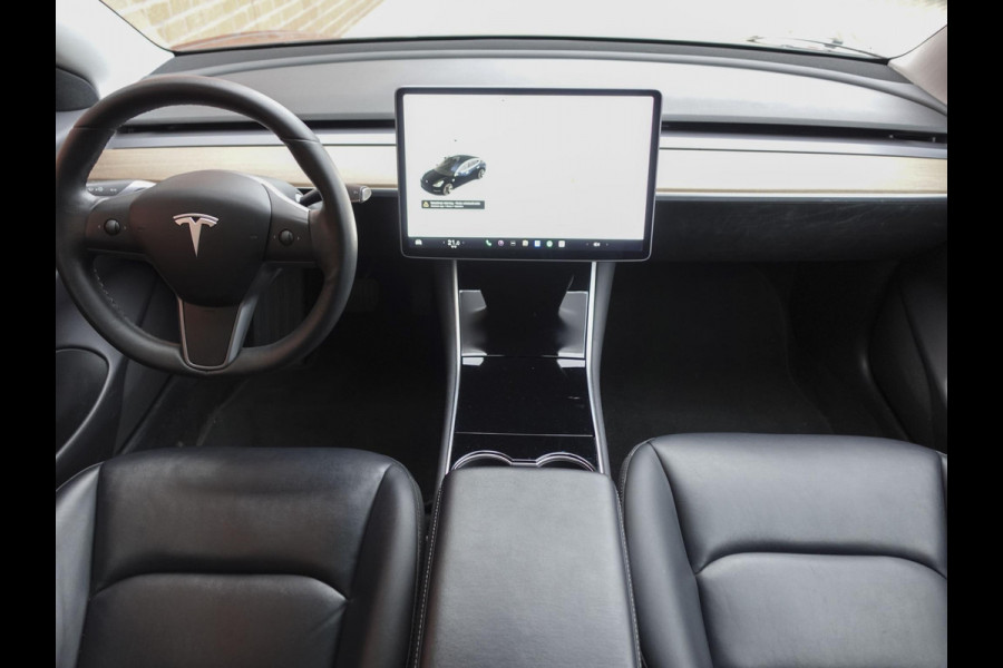 Tesla Model 3 Standard RWD Plus 60 kWh | Navigatie | Panorama dak | 360 camera | Parkeersensoren | Stoelverwarming | Ledverlichting | Leder | Climate Control | HANDEL / EXPORT!