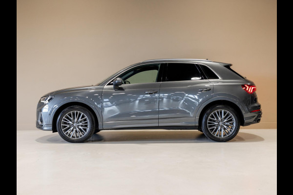 Audi Q3 35 TFSI 2x S Line / 150pk / Stoel en stuur verwarming / Achteruitrij camera / Sfeerverlichting /