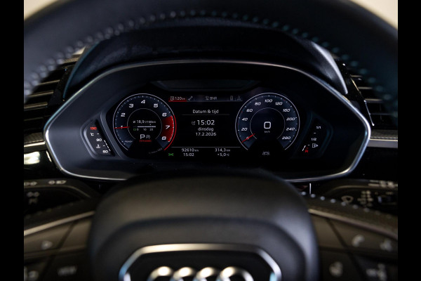 Audi Q3 35 TFSI 2x S Line / 150pk / Stoel en stuur verwarming / Achteruitrij camera / Sfeerverlichting /
