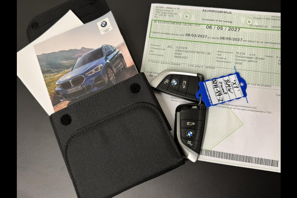 BMW X1 SDrive 1.8i High Executive Head Up display Climate Cruise Pano Leer Navi PDC voor en achter