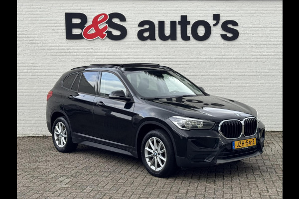 BMW X1 SDrive 1.8i High Executive Head Up display Climate Cruise Pano Leer Navi PDC voor en achter