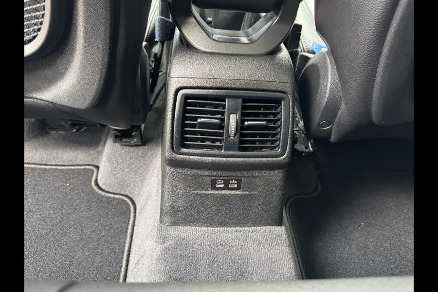 BMW X1 SDrive 1.8i High Executive Head Up display Climate Cruise Pano Leer Navi PDC voor en achter