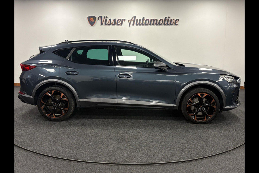 CUPRA Formentor 1.4 e-Hybrid VZ 245PK*Performance*Winterpakket*Camera*PDC*LED*CARPLAY*