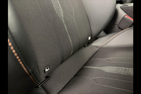 CUPRA Formentor 1.4 e-Hybrid VZ 245PK*Performance*Winterpakket*Camera*PDC*LED*CARPLAY*